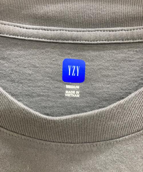 GAP（ギャップ）GAP (ギャップ) YZY (イージー) Tシャツ グレー サイズ:MEDIUMの古着・服飾アイテム
