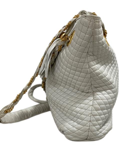 BALLY（バリー）BALLY (バリー) チェーンショルダーバッグ ホワイトの古着・服飾アイテム