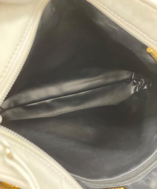 BALLY（バリー）BALLY (バリー) チェーンショルダーバッグ ホワイトの古着・服飾アイテム