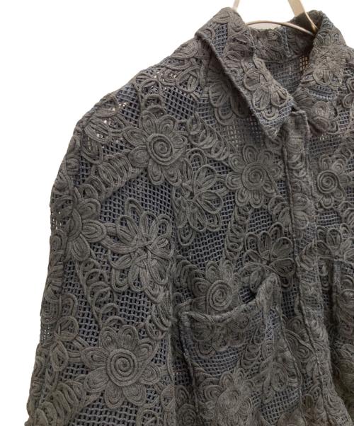 GRACE CONTINENTAL（（グレースコンチネンタル）GRACE CONTINENTAL (（グレースコンチネンタル) バックタックレースシャツ ブラック サイズ:Sの古着・服飾アイテム