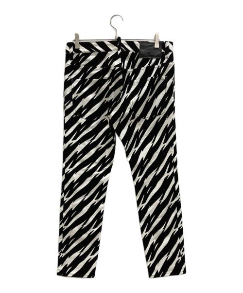 DSQUARED2（ディースクエアード）DSQUARED2 (ディースクエアード) パンツ ホワイト×ブラック サイズ:48号の古着・服飾アイテム