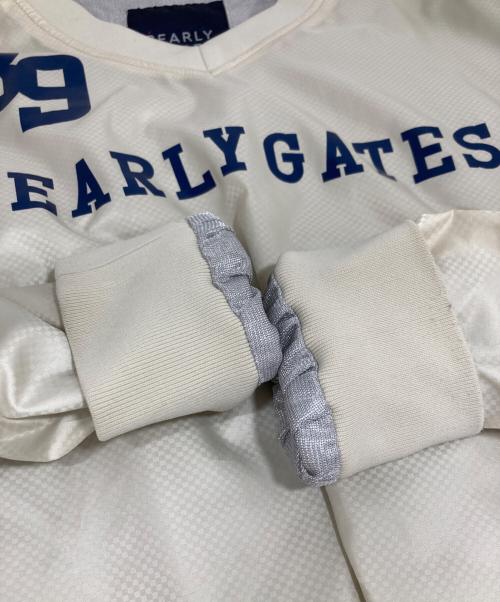 PEARLY GATES（パーリーゲイツ）PEARLY GATES (パーリーゲイツ) ゴルフウェア(トップス) ベージュ サイズ:4の古着・服飾アイテム