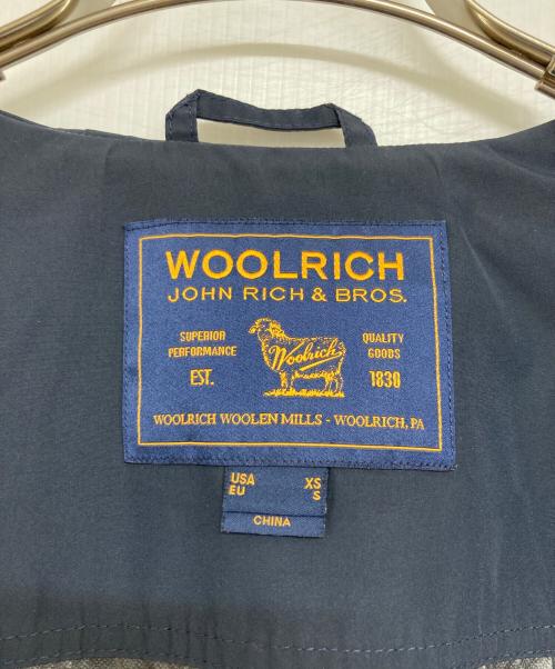 WOOLRICH（ウールリッチ）WOOLRICH (ウールリッチ) マウンテンパーカー ネイビー サイズ:XSの古着・服飾アイテム