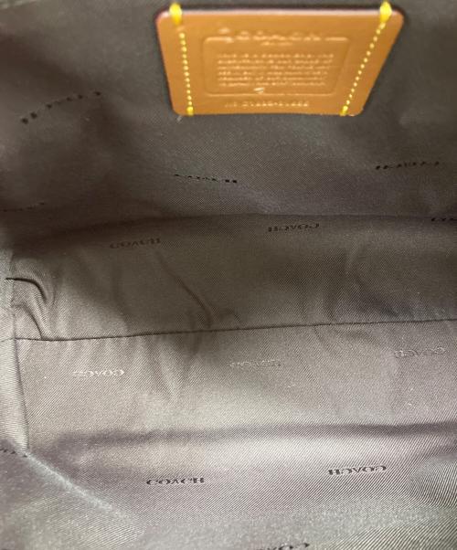 COACH（コーチ）COACH (コーチ) バッグ ブラウンの古着・服飾アイテム