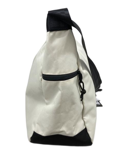 CHROME（クローム）CHROME (クローム) ニュースペーパーメッセンジャーバッグ アイボリーの古着・服飾アイテム