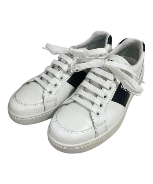 PRADA（プラダ）PRADA (プラダ) スニーカー ホワイト サイズ:6 1/2の古着・服飾アイテム