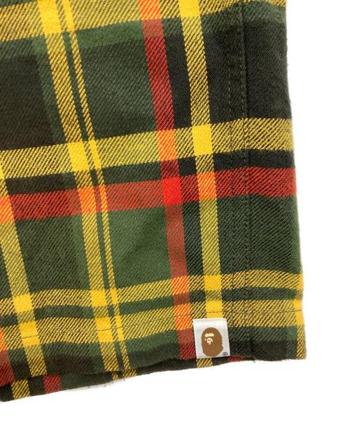 A BATHING APE（アベイシングエイプ）A BATHING APE (アベイシングエイプ) ハーフパンツ イエロー サイズ:Lの古着・服飾アイテム