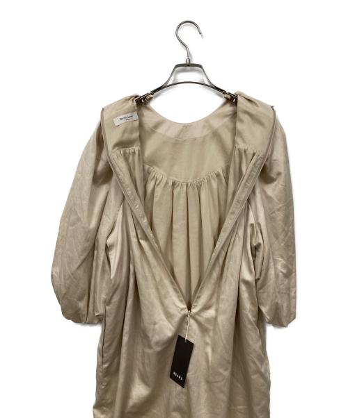 Demi-Luxe Beams（デミルクス ビームス）Demi-Luxe BEAMS (デミルクス ビームス) コットンサテン ボリューム ベージュ サイズ:38 未使用品の古着・服飾アイテム