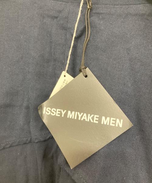 ISSEY MIYAKE MEN（イッセイミヤケメン）ISSEY MIYAKE MEN (イッセイミヤケメン) ジャケット ネイビー サイズ:3 未使用品の古着・服飾アイテム