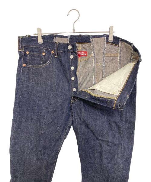 JUNYA WATANABE COMME des GARCONS（ジュンヤワタナベ コムデギャルソン）JUNYA WATANABE COMME des GARCONS ((ジュンヤワタナベ コムデギャルソン) LEVI'S (リーバイス) デニムパンツ インディゴ サイズ:Mの古着・服飾アイテム