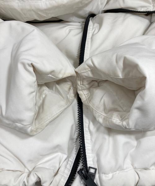 ARMANI EXCHANGE（アルマーニ エクスチェンジ）ARMANI EXCHANGE (アルマーニ エクスチェンジ) ダウンジャケット ホワイト サイズ:Lの古着・服飾アイテム