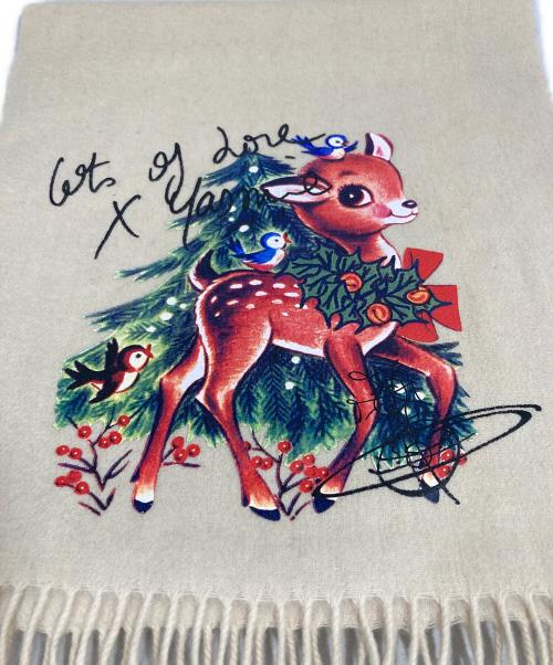 Vivienne Westwood（ヴィヴィアンウエストウッド）Vivienne Westwood (ヴィヴィアンウエストウッド) バンビプリントマフラー ベージュの古着・服飾アイテム