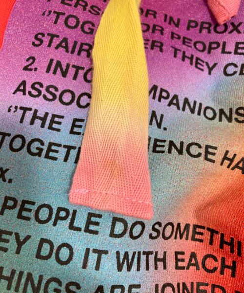 MSGM（エムエスジーエム）MSGM (エムエスジーエム) プリントパーカー レッド サイズ:Mの古着・服飾アイテム