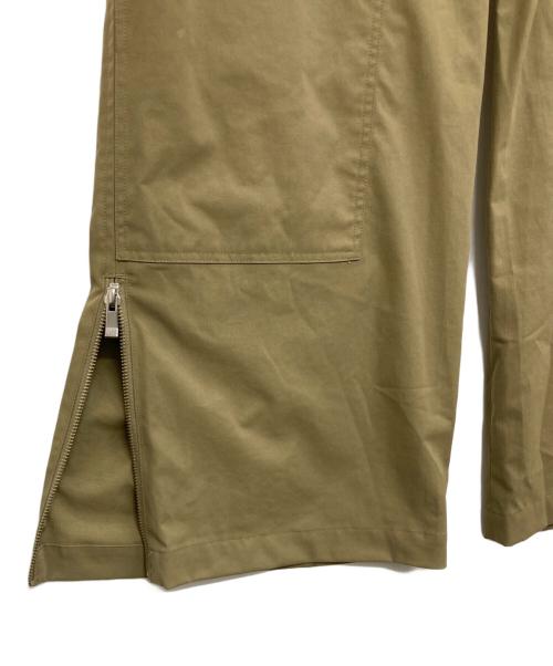 MAISON SPECIAL（メゾンスペシャル）MAISON SPECIAL (メゾンスペシャル) ダブルニージップワイドパンツ オリーブ サイズ:1の古着・服飾アイテム