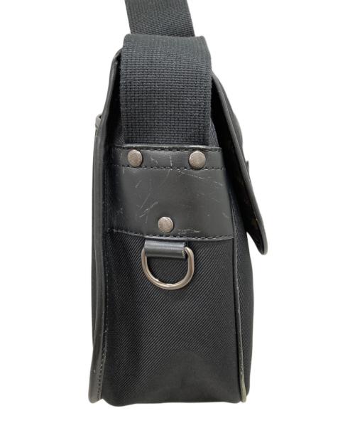 HUNTING WORLD（ハンティングワールド）HUNTING WORLD (ハンティングワールド) ショルダーバッグ ブラックの古着・服飾アイテム