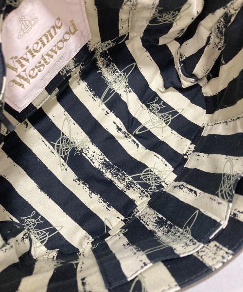 Vivienne Westwood（ヴィヴィアンウエストウッド）Vivienne Westwood (ヴィヴィアンウエストウッド) オーブ ショルダーバッグ カーキの古着・服飾アイテム