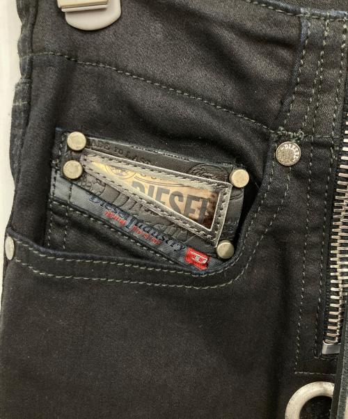 DIESEL（ディーゼル）DIESEL (ディーゼル) スカルデニムパンツ ブラック サイズ:W25の古着・服飾アイテム