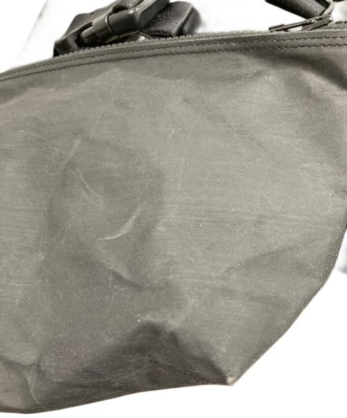 macromauro（マクロマウロ）macromauro (マクロマウロ) KAOS ブラックの古着・服飾アイテム