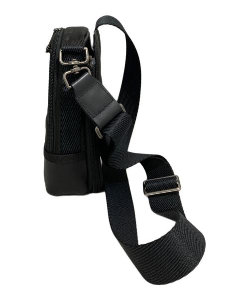 TUMI（トゥミ）TUMI (トゥミ) FIFE SLIM SLING BAG ブラックの古着・服飾アイテム