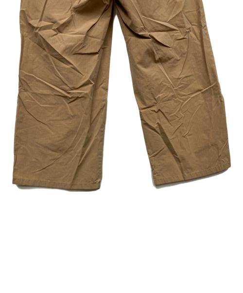 AURALEE（オーラリー）AURALEE (オーラリー) WASHED FINX RIPSTOP CHAMBRAY BELTET PANTS ブラウン サイズ:SIZE 1の古着・服飾アイテム