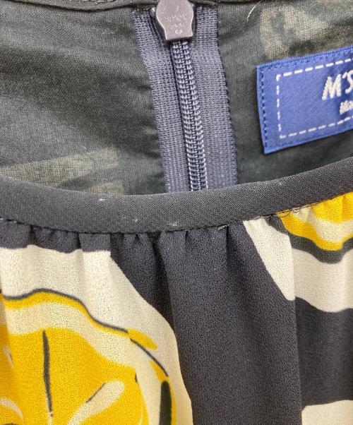 M'S GRACY（エムズグレイシー）M'S GRACY (エムズグレイシー) レモン柄ワンピース ブラック サイズ:Mの古着・服飾アイテム