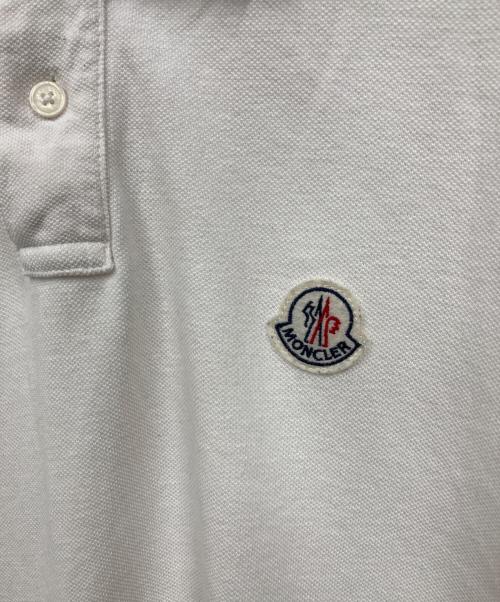MONCLER（モンクレール）MONCLER (モンクレール) ポロシャツ ホワイト サイズ:Mの古着・服飾アイテム