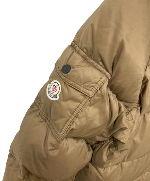 MONCLER（モンクレール）MONCLER (モンクレール) ダウンジャケット カーキ サイズ:3の古着・服飾アイテム