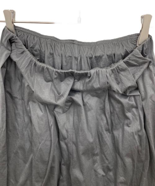 nagonstans（ナゴンスタンス）nagonstans (ナゴンスタンス) balloon relax pants グレー サイズ:MEDIUM 未使用品の古着・服飾アイテム