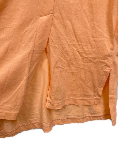 nagonstans（ナゴンスタンス）nagonstans (ナゴンスタンス) washable asymmetry 2way sleeves tops オレンジ サイズ:MEDIUMの古着・服飾アイテム