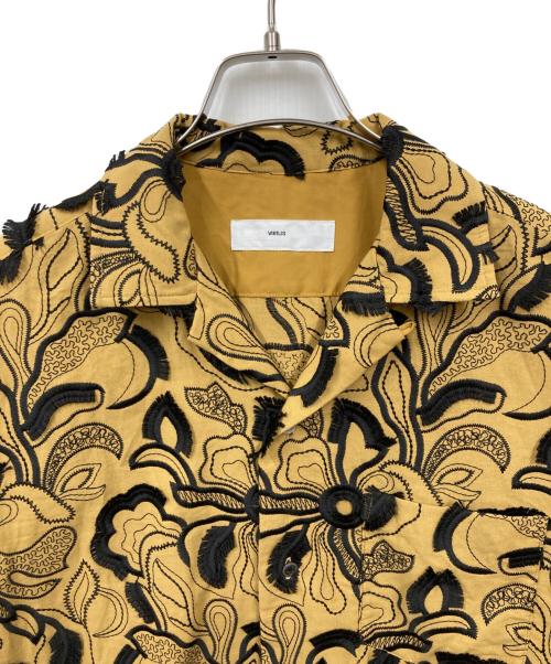 TOGA VIRILIS（トーガ ビリリース）TOGA VIRILIS (トーガ ビリリース) Embroidery S/S shirt ブラウン サイズ:46の古着・服飾アイテム