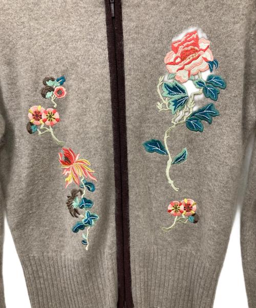 VIVIENNE TAM（ヴィヴィアンタム）VIVIENNE TAM (ヴィヴィアンタム) カシミヤニット ベージュの古着・服飾アイテム