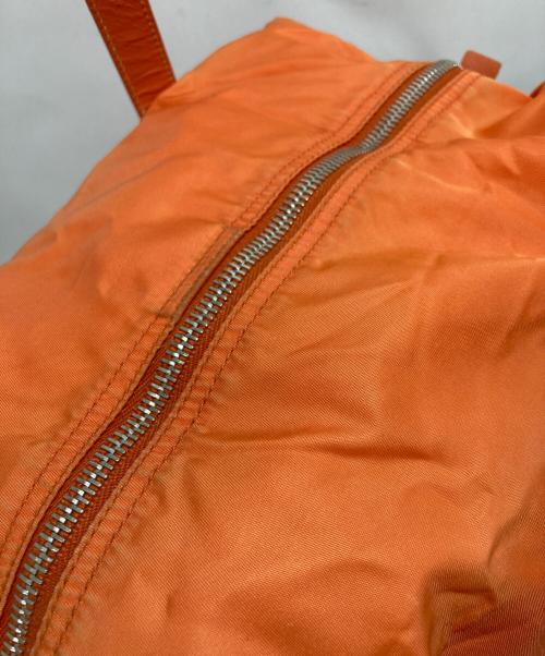 PRADA（プラダ）PRADA (プラダ) ナイロンバッグ オレンジの古着・服飾アイテム