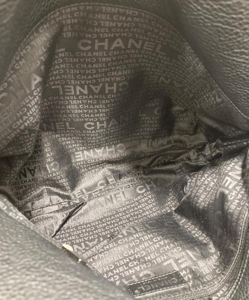 CHANEL（シャネル）CHANEL (シャネル) フリンジチャームショルダーバッグ ブラックの古着・服飾アイテム