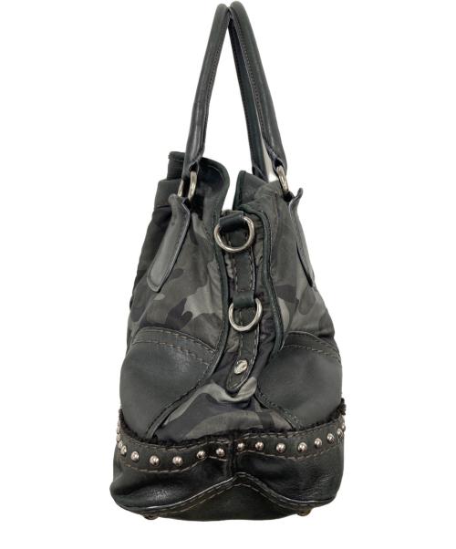 PRADA（プラダ）PRADA (プラダ) スタッズ 迷彩 ハンドバッグ ブラックの古着・服飾アイテム