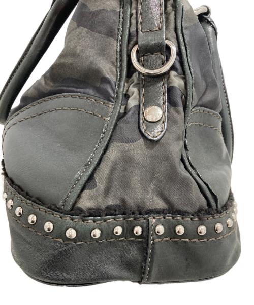 PRADA（プラダ）PRADA (プラダ) スタッズ 迷彩 ハンドバッグ ブラックの古着・服飾アイテム