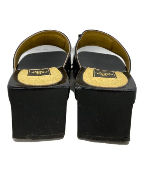 FENDI（フェンディ）FENDI (フェンディ) サンダル ブラック サイズ:37の古着・服飾アイテム