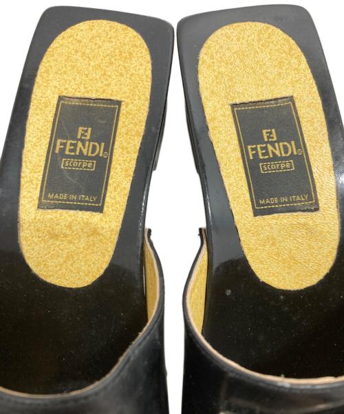 FENDI（フェンディ）FENDI (フェンディ) サンダル ブラック サイズ:37の古着・服飾アイテム