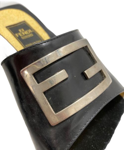 FENDI（フェンディ）FENDI (フェンディ) サンダル ブラック サイズ:37の古着・服飾アイテム