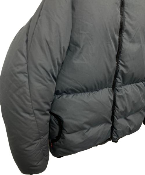 LEVI'S ENGINEERED（リーバイスエンジニアード）LEVI'S ENGINEERED (リーバイスエンジニアード) ダウンジャケット グレー サイズ:Mの古着・服飾アイテム