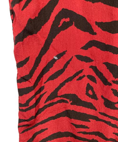 Saint Laurent Paris（サンローランパリ）Saint Laurent Paris (サンローランパリ) ゼブラ総柄シルクシャツ レッド サイズ:36の古着・服飾アイテム