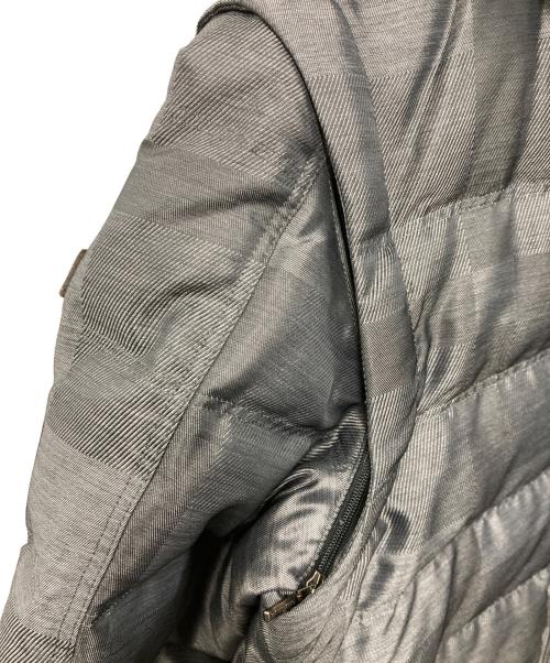 BLACK LABEL CRESTBRIDGE（ブラックレーベル クレストブリッジ）BLACK LABEL CRESTBRIDGE (ブラックレーベル クレストブリッジ) ダウンジャケット グレー サイズ:Mの古着・服飾アイテム