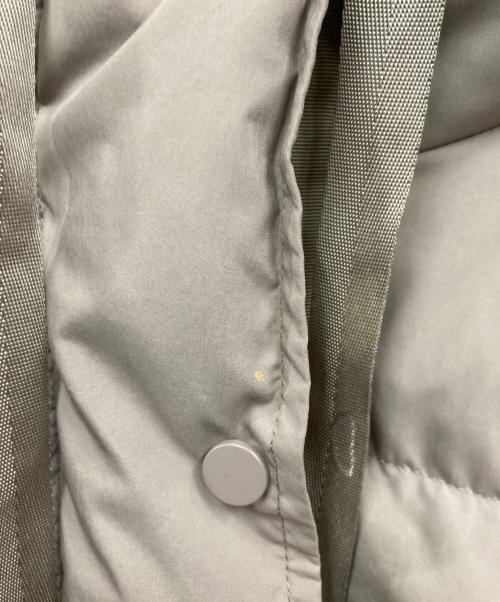 FRAY ID（フレイ アイディー）FRAY ID (フレイ アイディー) フーデッドダウンジャケット ベージュ サイズ:1の古着・服飾アイテム