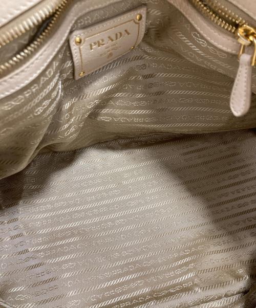 PRADA（プラダ）PRADA (プラダ) 2WAYバッグ ベージュの古着・服飾アイテム
