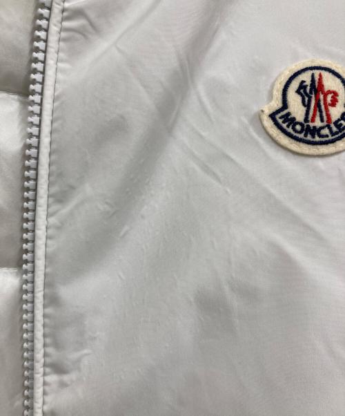 MONCLER（モンクレール）MONCLER (モンクレール) ダウンジャケット ホワイト サイズ:1の古着・服飾アイテム