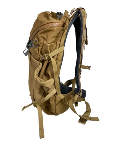 MYSTERY RANCH（ミステリーランチ）MYSTERY RANCH (ミステリーランチ) COULEE 25バックパック ベージュの古着・服飾アイテム