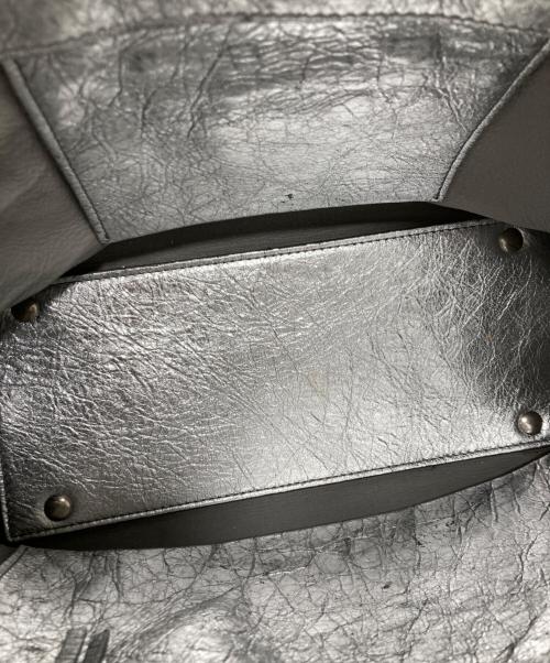 BALENCIAGA（バレンシアガ）BALENCIAGA (バレンシアガ) ペーパーミニ 2WAY ハンドバッグ シルバーの古着・服飾アイテム