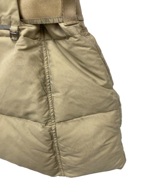 PEUTEREY（ピューテリー）PEUTEREY (ピューテリー) ハリケーンダウンジャケット ベージュ サイズ:Ｍの古着・服飾アイテム