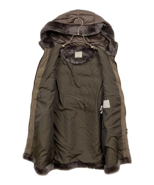 EMMETI（エンメティ）EMMETI (エンメティ) ムートンダウンベスト ブラウン サイズ:40の古着・服飾アイテム