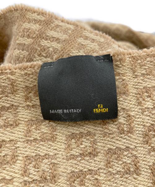FENDI（フェンディ）FENDI (フェンディ) マフラー ベージュの古着・服飾アイテム