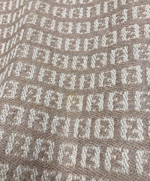 FENDI（フェンディ）FENDI (フェンディ) マフラー ベージュの古着・服飾アイテム